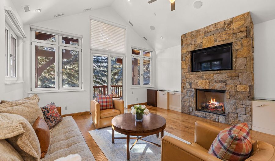 824 Bonita Dr, Aspen, CO 81611 - 5 Beds, 4 Bath