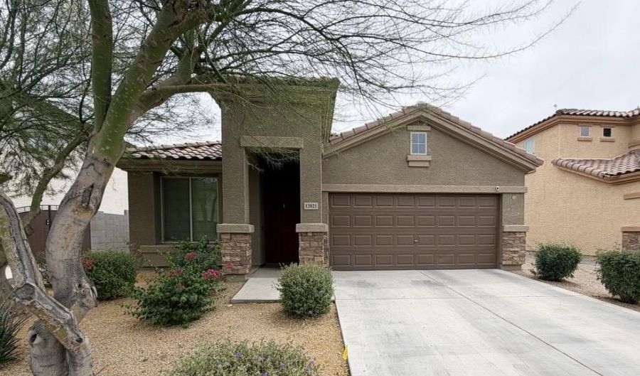 12021 W DAVIS Ln, Avondale, AZ 85323 - 2 Beds, 2 Bath