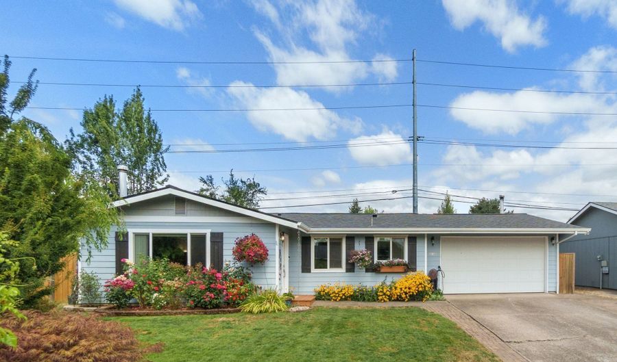 18955 SW BOUCHER Ct, Aloha, OR 97003 - 3 Beds, 2 Bath