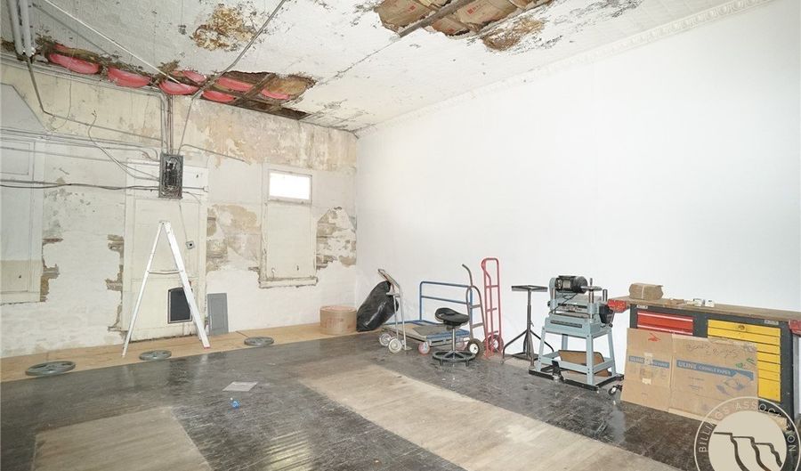 216 Broadway Ave, Belfry, MT 59008 - 2 Beds, 2 Bath