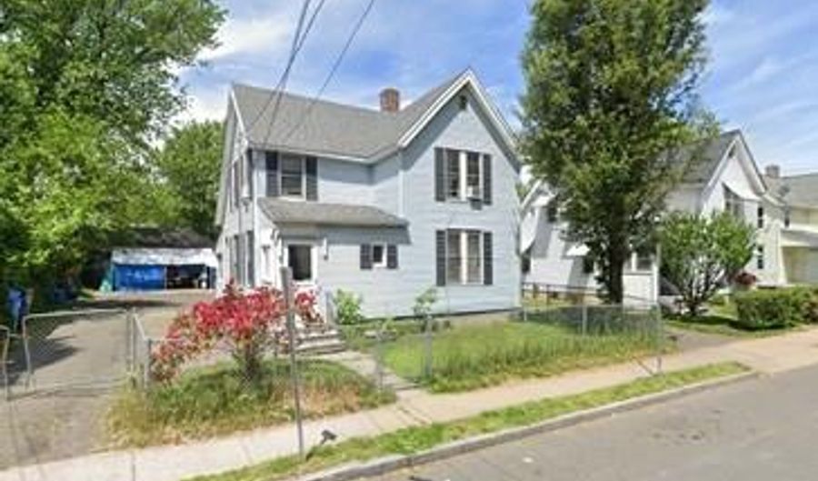 39 S Whitney St, Hartford, CT 06106 - 3 Beds, 2 Bath