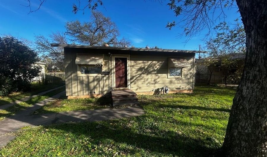 1741 Palm St, Abilene, TX 79602 - 2 Beds, 1 Bath