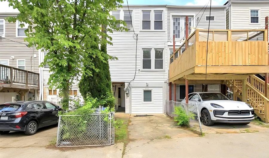 440 DELAFIELD Pl NW, Washington, DC 20011 - 3 Beds, 3 Bath