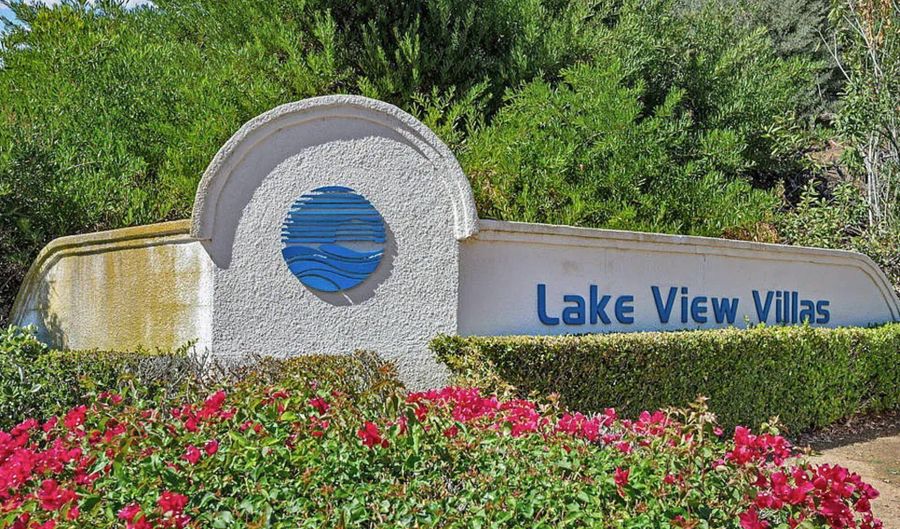 5704 Skyview Way E, Agoura Hills, CA 91301 - 1 Beds, 2 Bath
