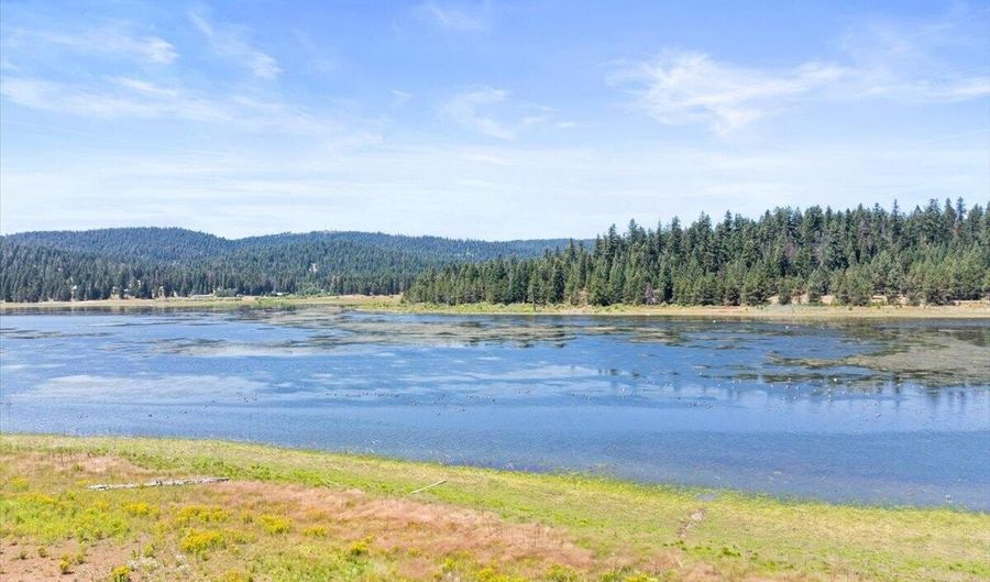 6000 E Hyatt Lake Rd 5, Ashland, OR 97520 - 3 Beds, 2 Bath
