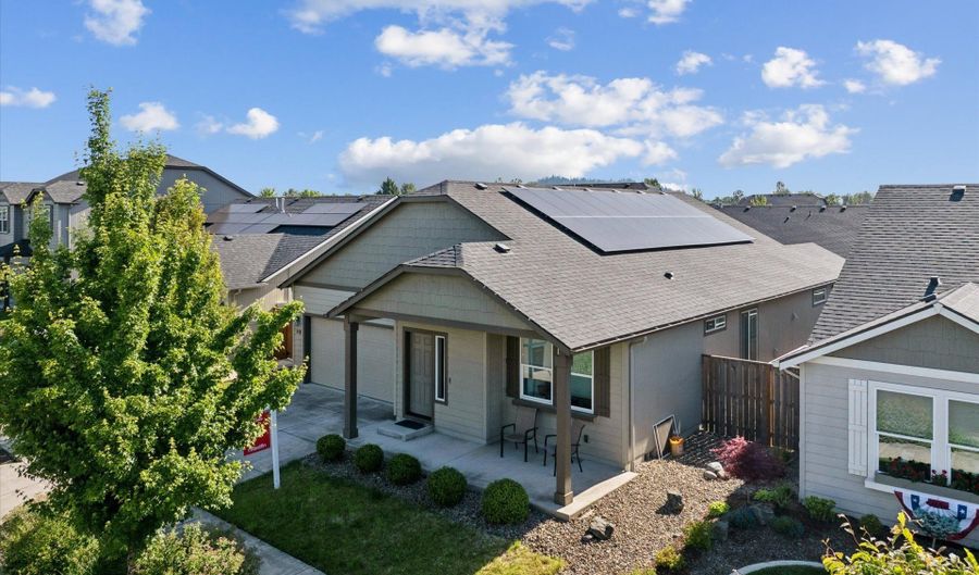 559 CASTING St, Albany, OR 97322 - 3 Beds, 2 Bath