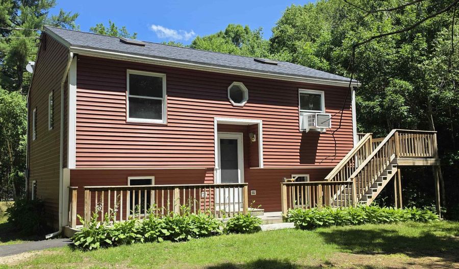 1890 Franklin Pierce Hwy, Barrington, NH 03825 - 3 Beds, 2 Bath