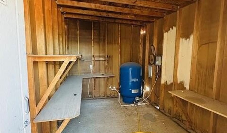 25571 Pendelton Way, Bouse, AZ 85325 - 2 Beds, 2 Bath