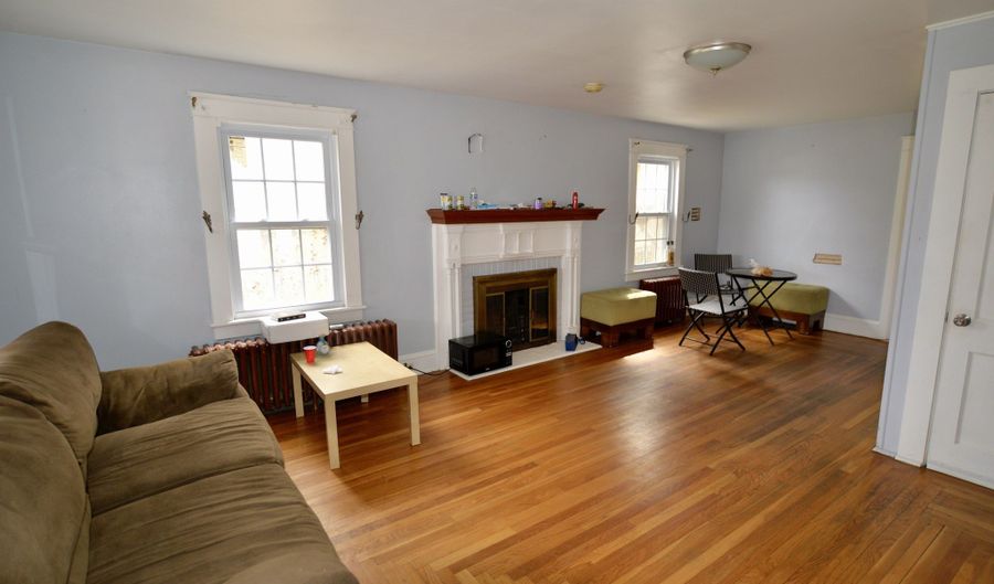 12 Division St, Danbury, CT 06810 - 4 Beds, 2 Bath