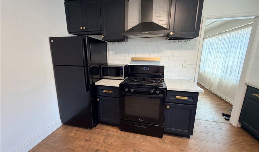 1225 S Sierra Vista Ave, Alhambra, CA 91801 - 2 Beds, 2 Bath