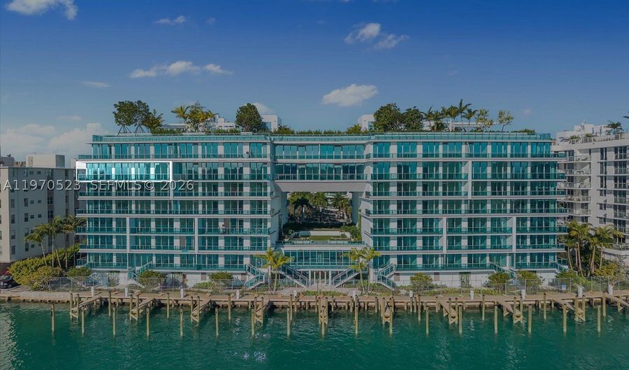 9201 E Bay Harbor Dr Lph01, Bay Harbor Islands, FL 33154 - 4 Beds, 5 Bath