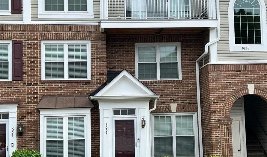 5995- B TERRAPIN Pl 301, Alexandria, VA 22310 - 2 Beds, 3 Bath