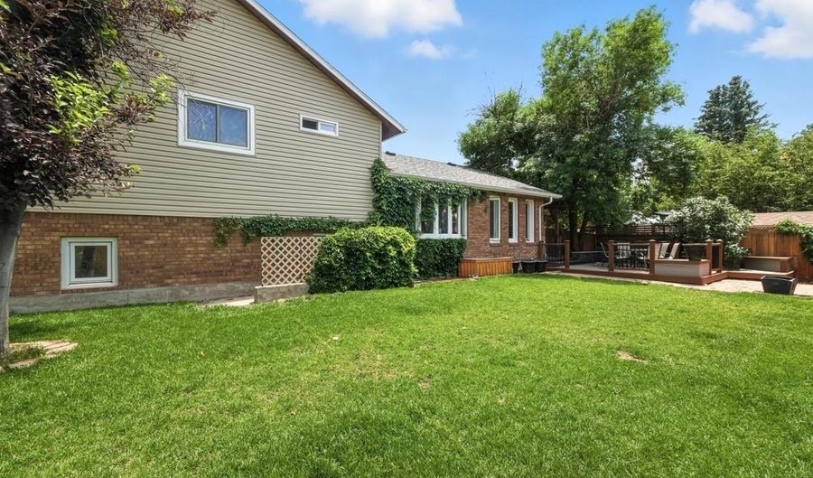 6914 CORDOVA Dr, Cheyenne, WY 82009 - 4 Beds, 3 Bath