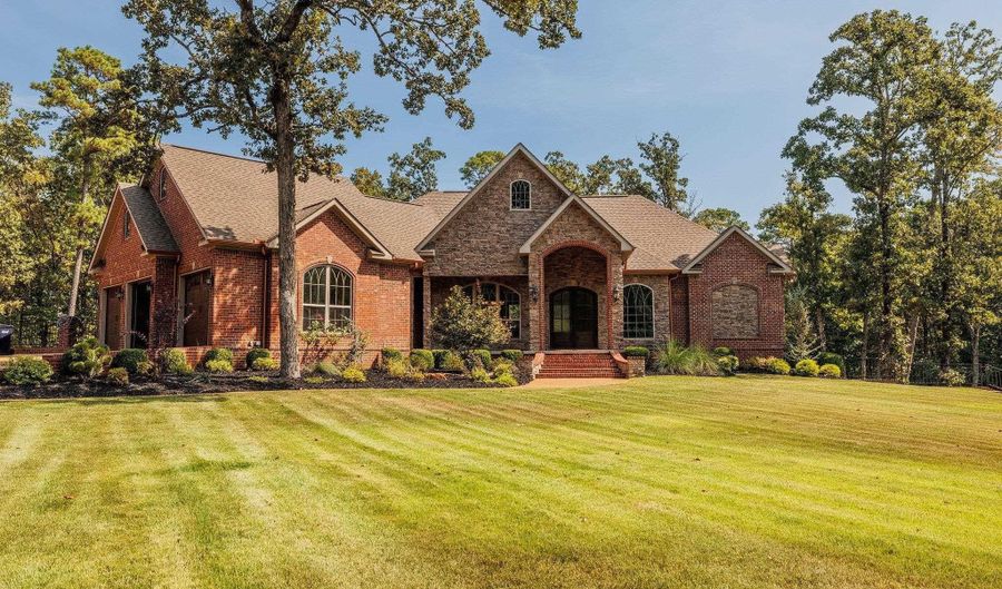 1155 Mountain Ridge Rd, Batesville, AR 72501 - 4 Beds, 4 Bath