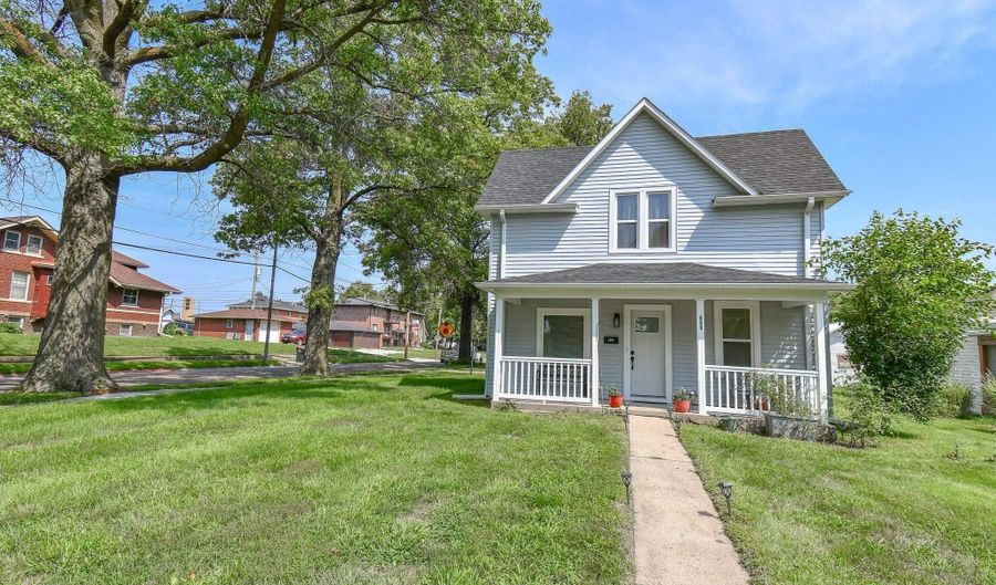800 Grant St, Beatrice, NE 68310 - 3 Beds, 2 Bath