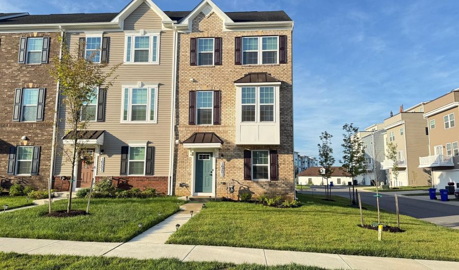 16201 BRIGHT STAR Way, Bowie, MD 20716 - 3 Beds, 4 Bath