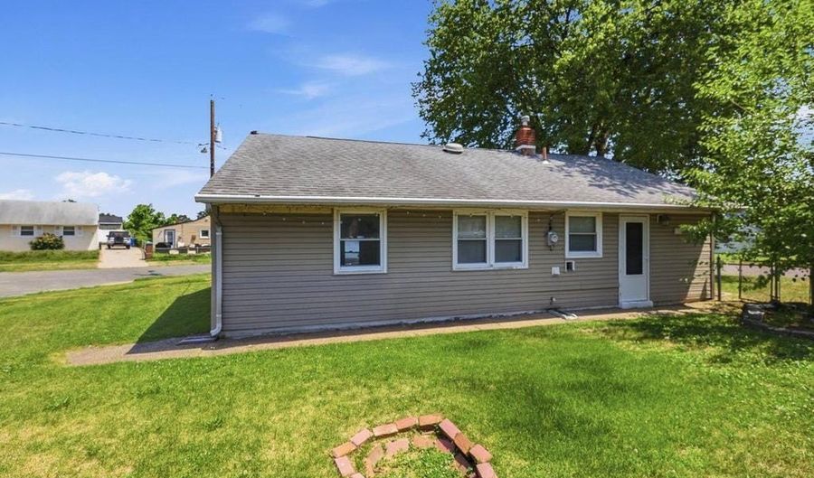 434 FLANDERS Rd, Bellmawr, NJ 08031 - 3 Beds, 1 Bath