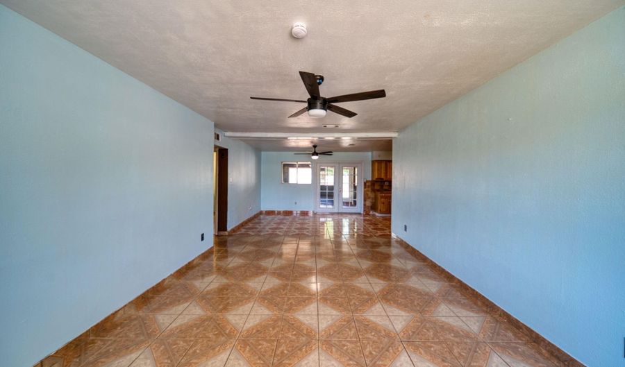 1808 W Blodgett St, Carlsbad, NM 88220 - 3 Beds, 2 Bath