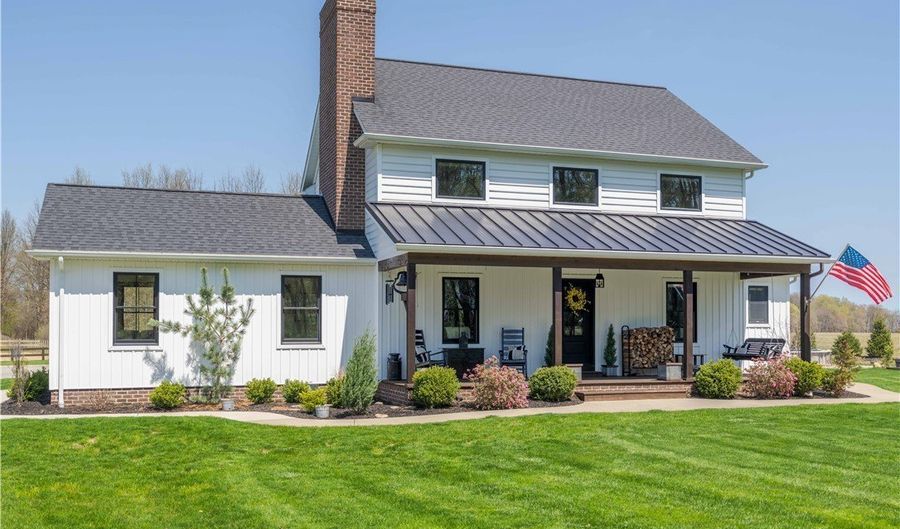 16159 Salem Church St NE, Alliance, OH 44601 - 4 Beds, 4 Bath