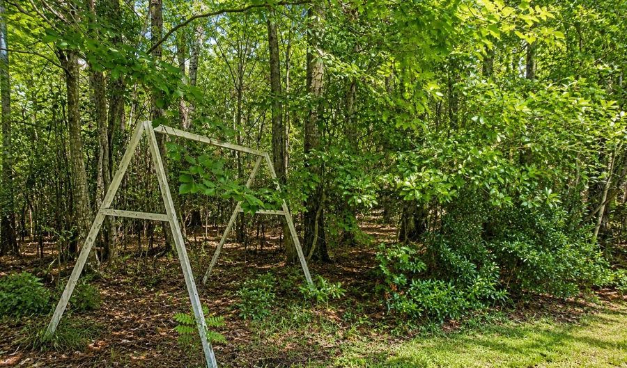 509 Pooshee Plantation Way, Bonneau, SC 29431 - 3 Beds, 2 Bath