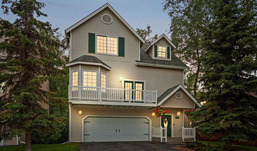 12371 Gregg Ln, Anchorage, AK 99515 - 2 Beds, 3 Bath