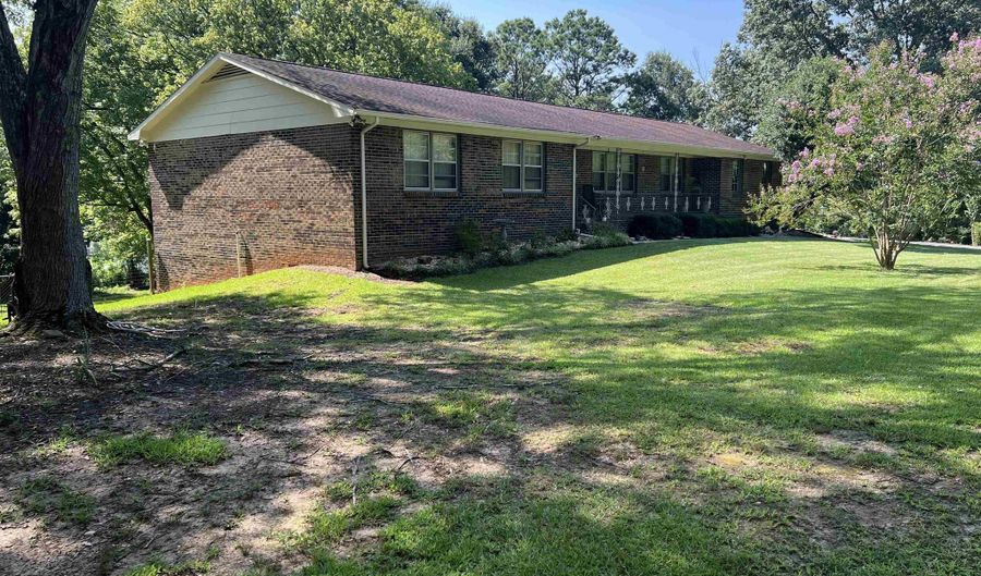 777 TILLMAN Ave, Anniston, AL 36201 - 3 Beds, 3 Bath