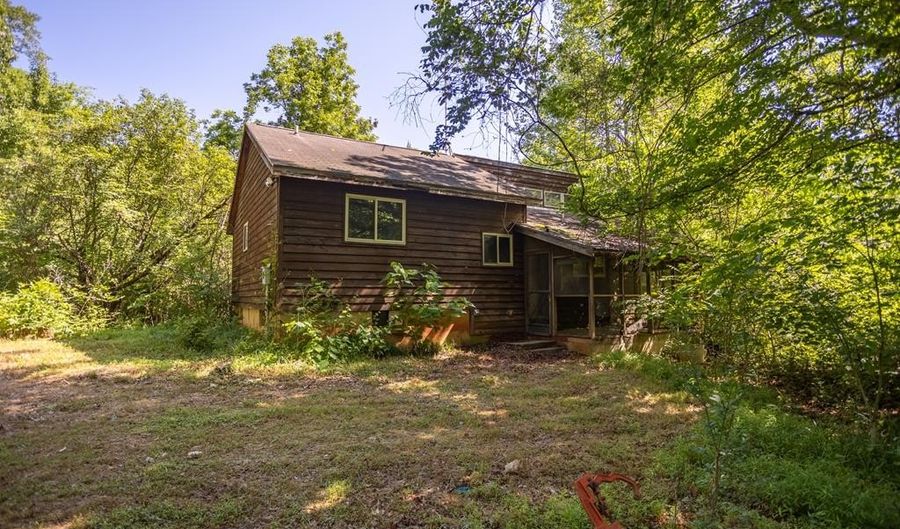 23680 Highway 58, Baskerville, VA 23915 - 3 Beds, 1 Bath