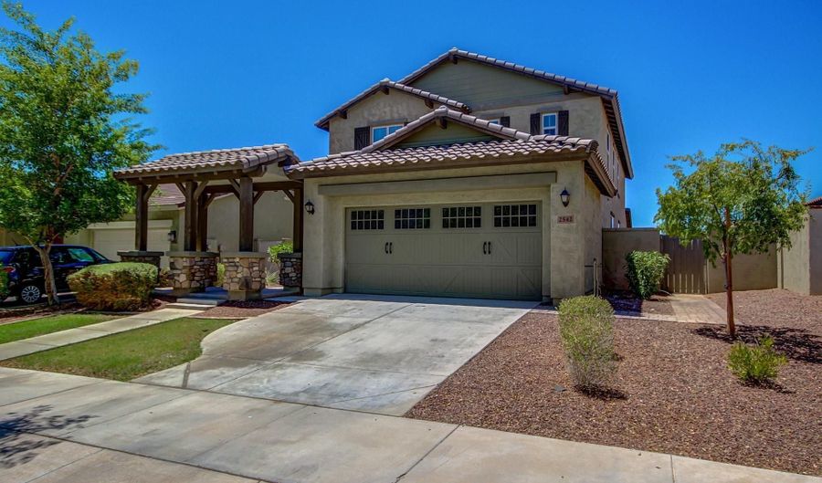 2542 N RILEY Rd, Buckeye, AZ 85396 - 4 Beds, 2 Bath