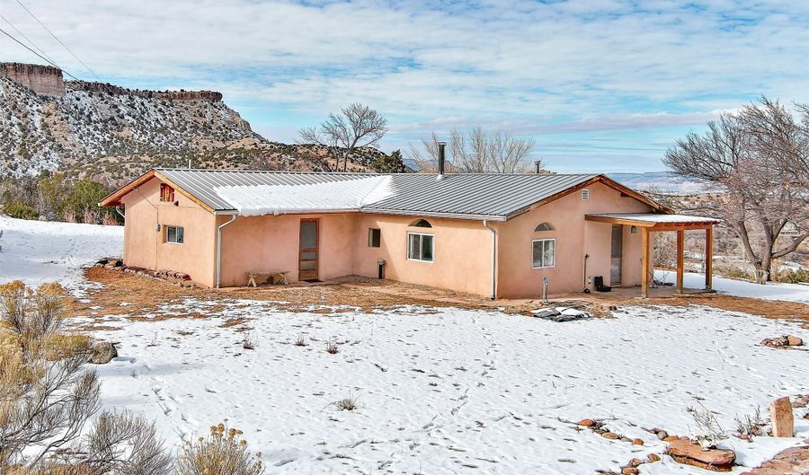 206 County Road 193, Canones, NM 87516 - 1 Beds, 1 Bath