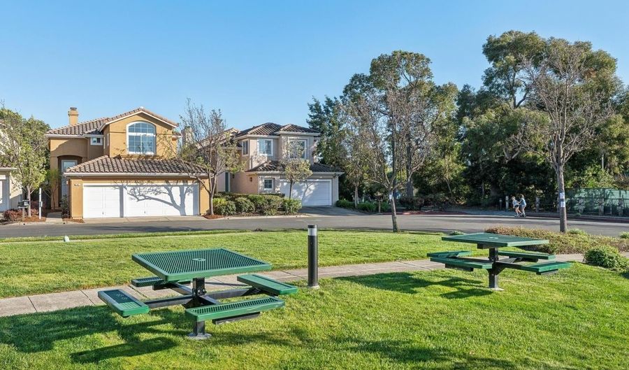 321 Ratto Rd, Alameda, CA 94502 - 4 Beds, 3 Bath