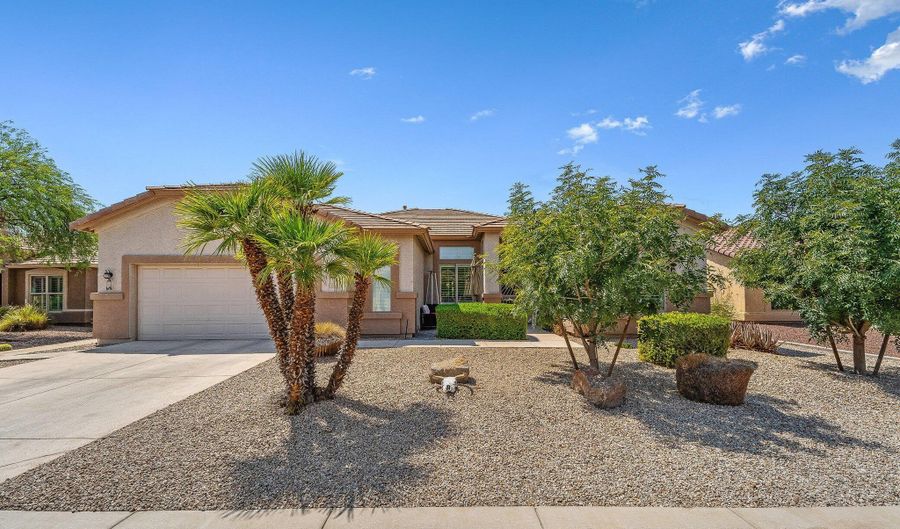 6860 S GRANITE Dr, Chandler, AZ 85249 - 3 Beds, 3 Bath