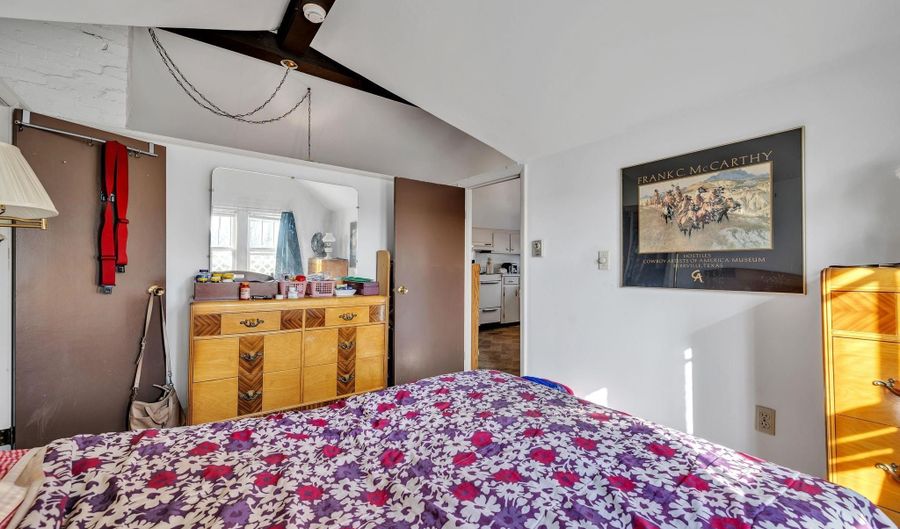 87 Currier St, Barre, VT 05641 - 3 Beds, 2 Bath