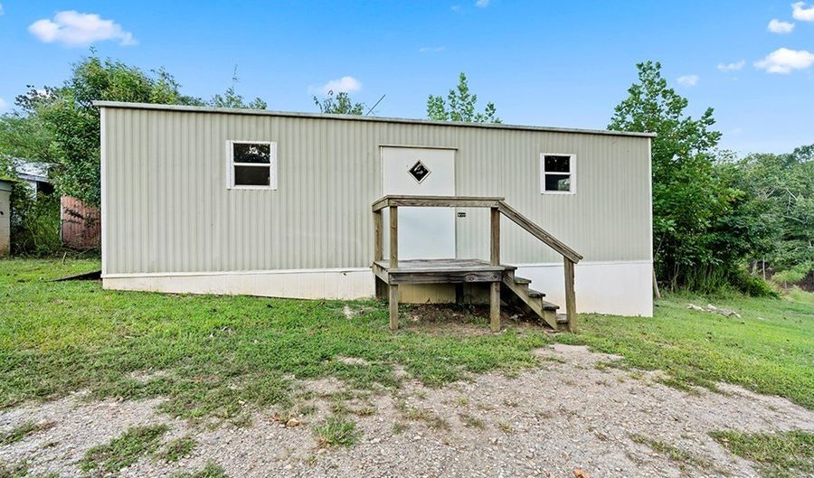 93 Parnell Rd, Abbeville, SC 29620 - 2 Beds, 2 Bath