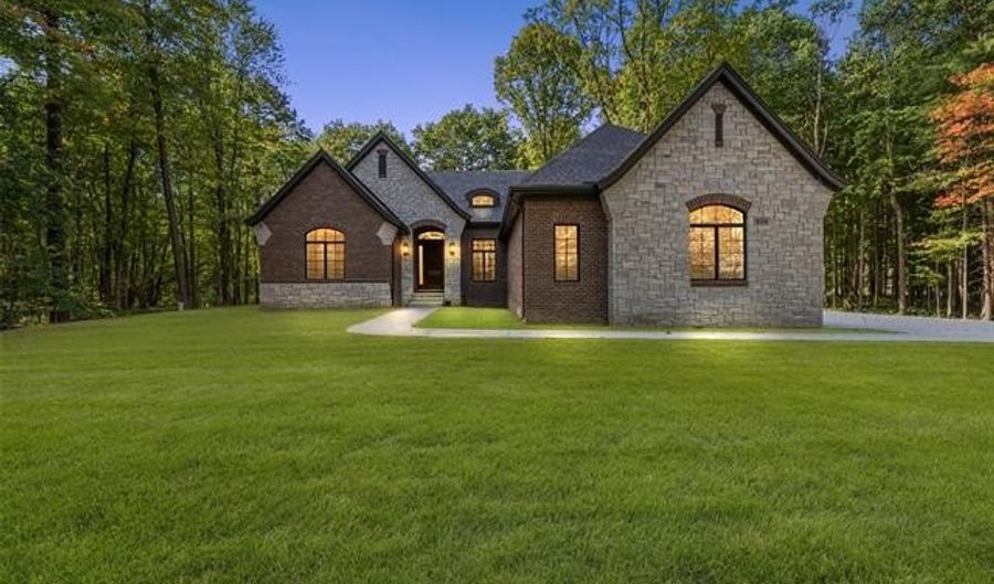 2280 Heidi Dr, Addison Twp., MI 48370 - 3 Beds, 3 Bath