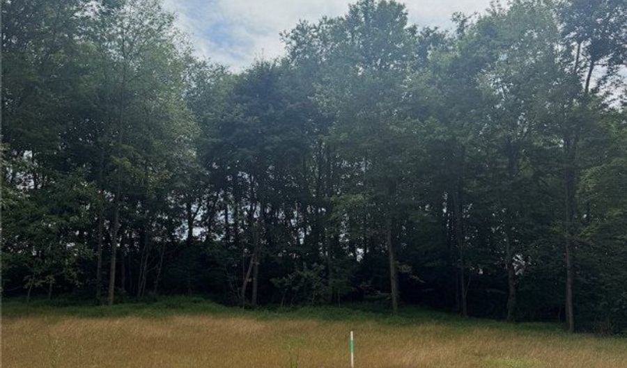 lot 11 146 Woodford Drive, Adams Twp., PA 16033 - 4 Beds, 4 Bath
