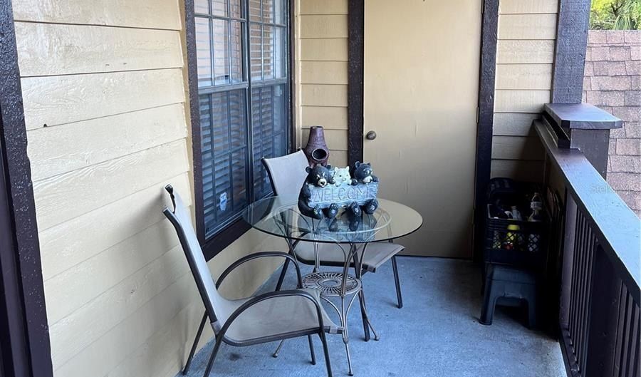 400 LAKE PLACID Ct 204, Altamonte Springs, FL 32701 - 1 Beds, 1 Bath
