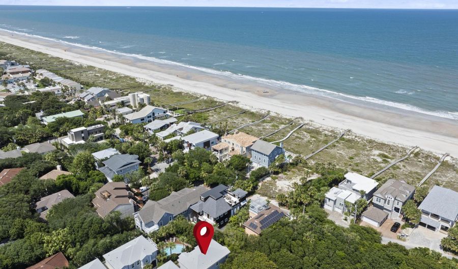 50 BEACH COTTAGE Ln, Atlantic Beach, FL 32233 - 4 Beds, 4 Bath