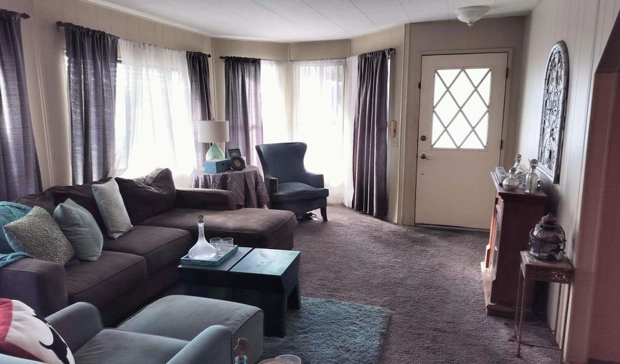 7102 San Bartolo St 11, Carlsbad, CA 92011 - 2 Beds, 2 Bath