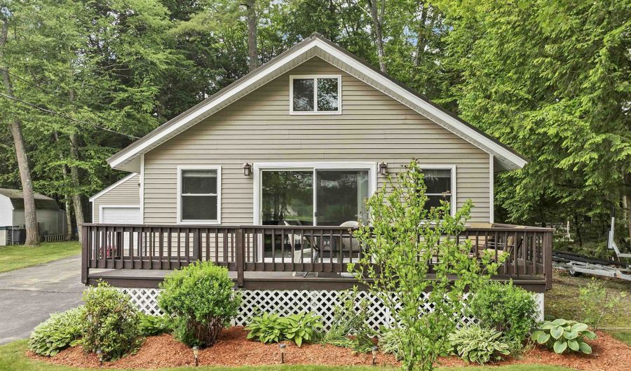 9 Elaine Dr, Belmont, NH 03220 - 2 Beds, 1 Bath