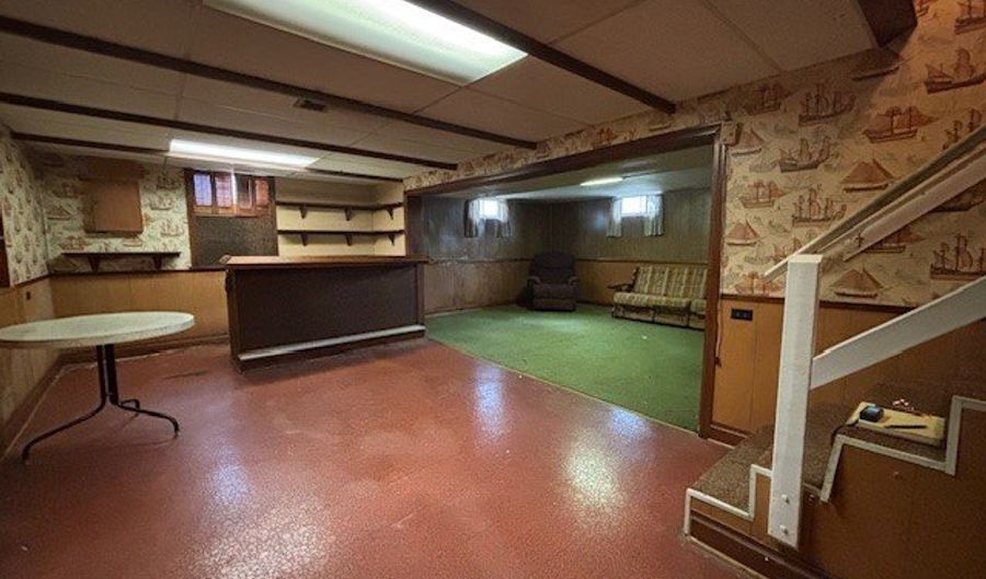 490 Stephens Rd, Akron, OH 44312 - 3 Beds, 2 Bath
