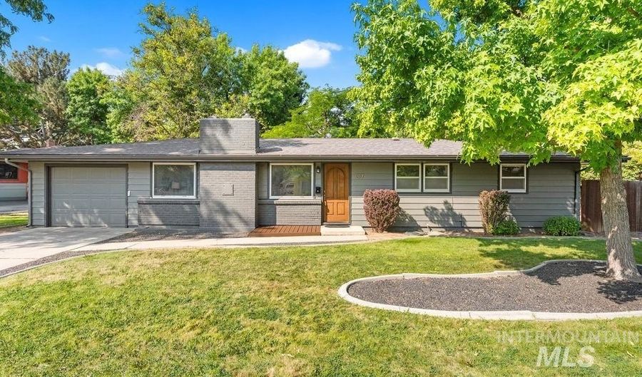 1817 Palouse St, Boise, ID 83705 - 3 Beds, 2 Bath