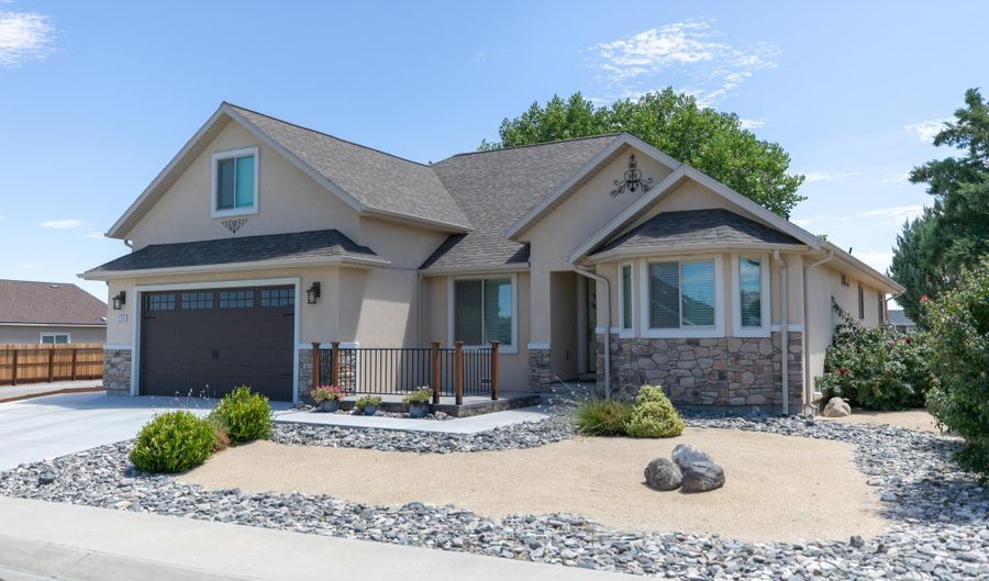 224 Mary Lou Ln, Fernley, NV 89408 - 4 Beds, 2 Bath