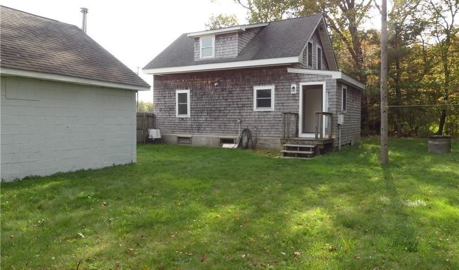 188 DANIELSON Pike, Foster, RI 02825 - 2 Beds, 2 Bath