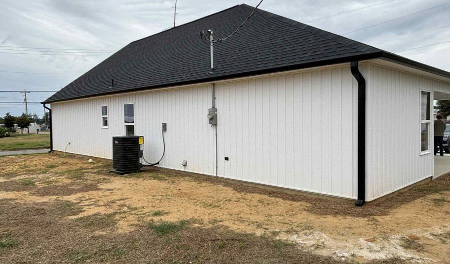 304 N 9th Ave, Amory, MS 38821 - 3 Beds, 2 Bath
