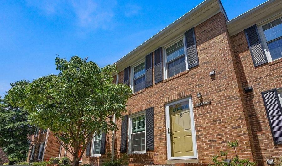 2522- D S ARLINGTON MILL Dr 4, Arlington, VA 22206 - 2 Beds, 2 Bath