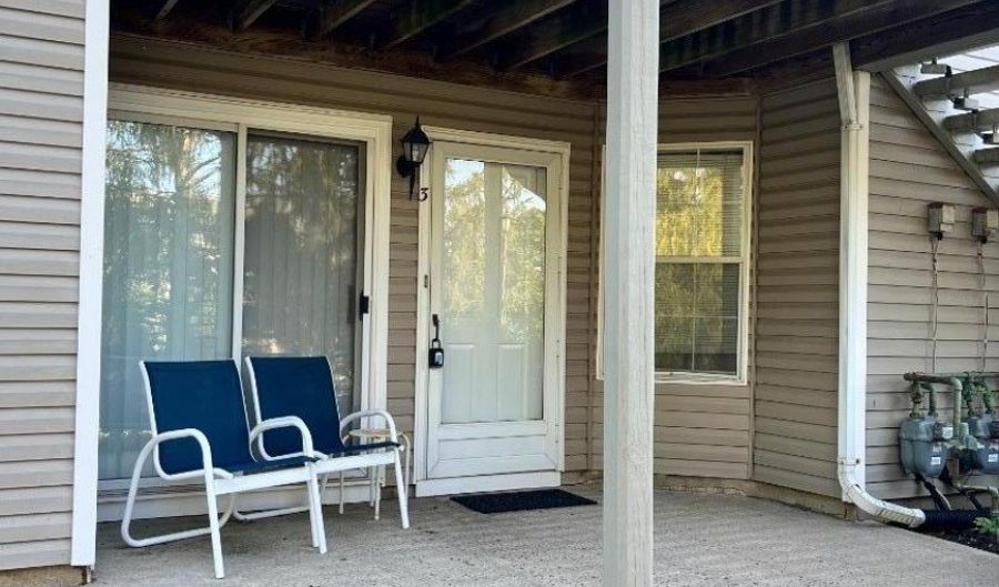 3 Ray Ct, Bedminster, NJ 07921 - 1 Beds, 1 Bath