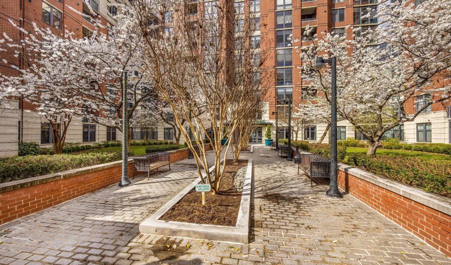 1021 N GARFIELD St B27, Arlington, VA 22201 - 1 Beds, 1 Bath