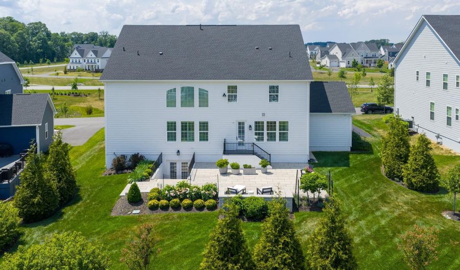 23750 GREAT BEND Ln, Aldie, VA 20105 - 5 Beds, 7 Bath