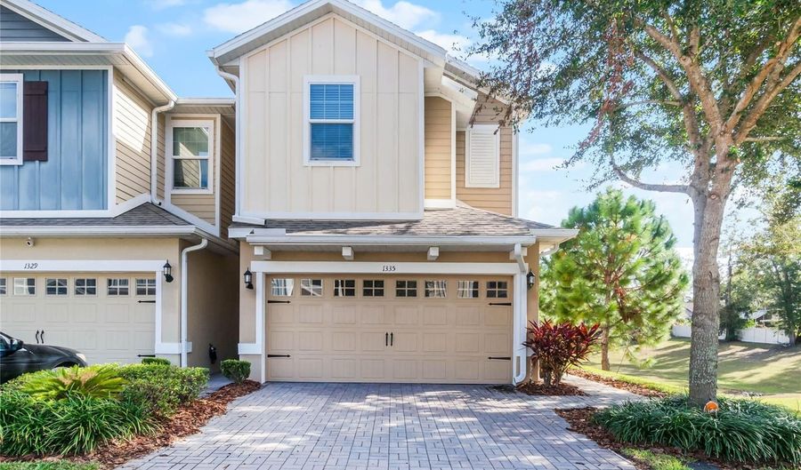 1335 E 10TH St, Apopka, FL 32703 - 3 Beds, 3 Bath