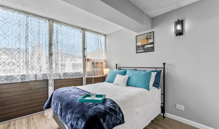 818 S King St 701, Honolulu, HI 96813 - 2 Beds, 2 Bath